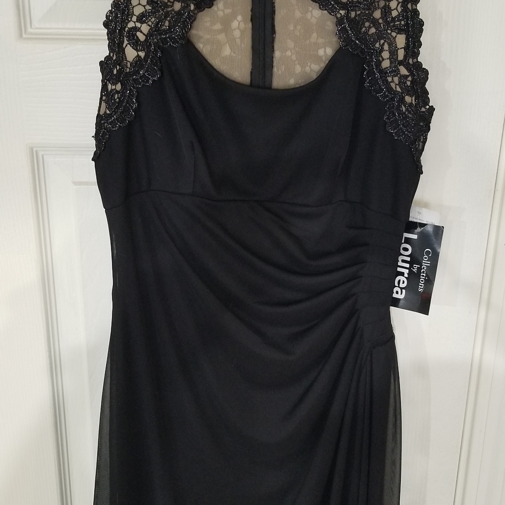 Dress - Picture 2 of 3